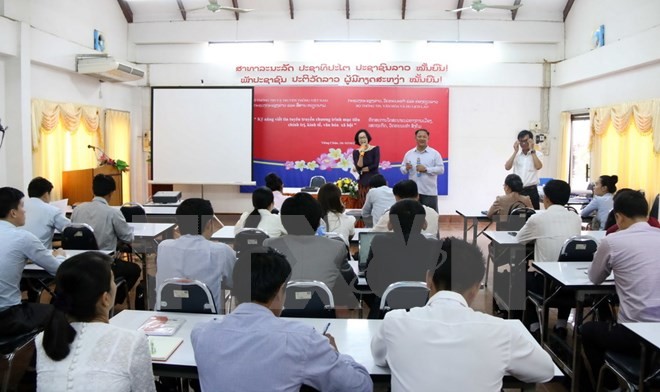 Vietnam und Laos verstärken die Kooperation in der Presse - ảnh 1